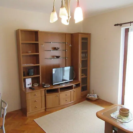 In Icici For 6 Person Apartament Opatija